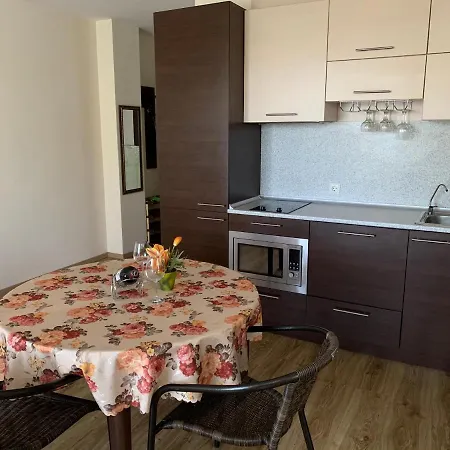 аппартамент Pines Byala (Varna)